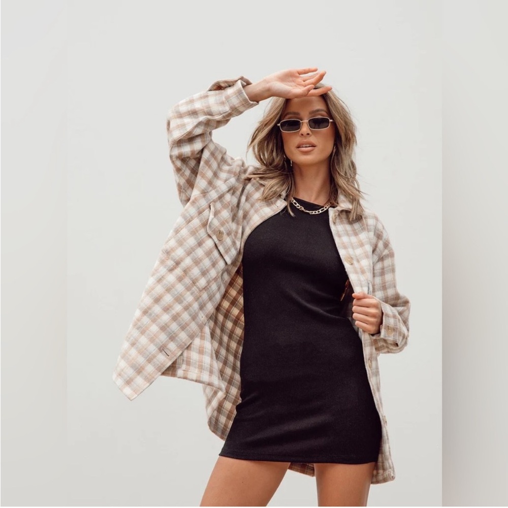Plaid Fall Shacket Jacket - Picture 2 of 9